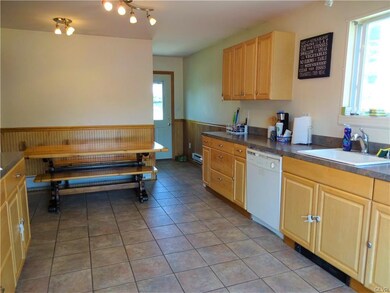 14 Ridge Ave, Pen Argyl, PA 18072 - photo 7