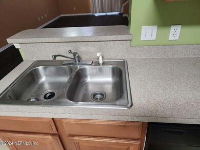 4847 Playpen Dr, Jacksonville, FL 32210 - photo 5