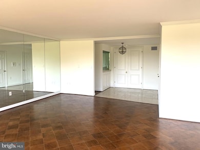 The Foxhall unit 613, Washington, DC 20016 - photo 5