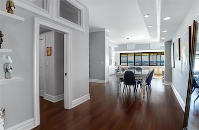 Bay Street Landing unit 5G, Staten Island, NY 10301 - photo 6