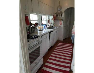 125 Winchester St unit 2, Brookline, MA 02446 - photo 5