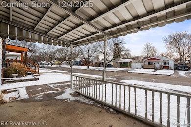 1125 E Hayes Ave, Hazel Park, MI 48030 - photo 5