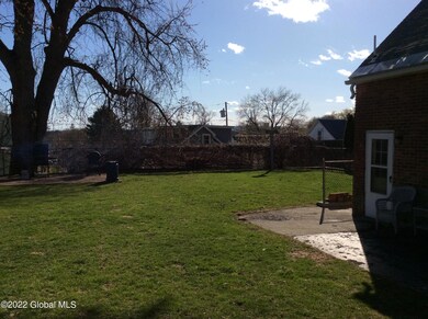 1 Braintree St, Colonie, NY 12205 - photo 5