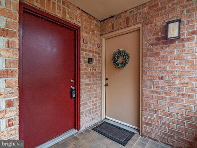 7515 Weather Worn Way unit E, Columbia, MD 21046 - photo 5