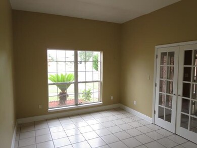 2447 Tippy Redd Ln, Pensacola, FL 32526 - photo 6