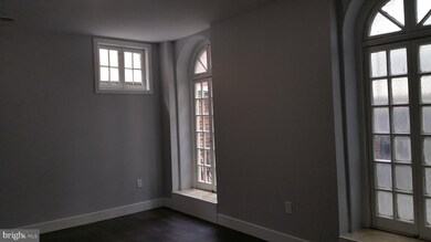 5 E Hamilton St unit 2, Baltimore, MD 21202 - photo 4