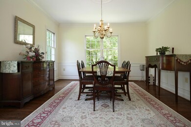 10801 Piney Pond Dr, Great Falls, VA 22066 - photo 6