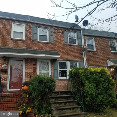 379 Marydell Rd, Baltimore, MD 21229 - photo 2