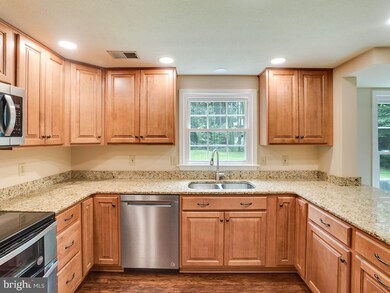 2146 Aquia Dr, Stafford, VA 22554 - photo 7