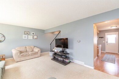 4168 Aspen Ct, Waterloo, IA 50701 - photo 5