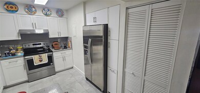 14921 SW 82nd Ln unit 19508, Miami, FL 33193 - photo 5