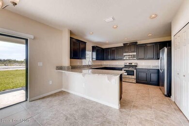Summit C-small-004-2-Kitchen-666x445-72d