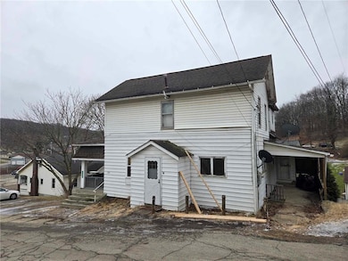 104 Forrest St, Petrolia, PA 16050 - photo 3