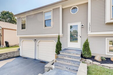 Front Entry Detail-003-003-3000x2000