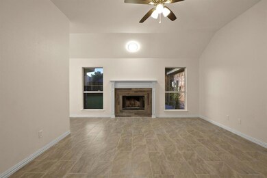 1053 Carriage Ln, Wylie, TX 75098 - photo 4