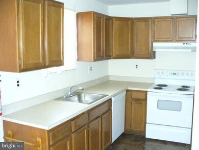 196 S Hill Dr, Westampton, NJ 08060 - photo 4