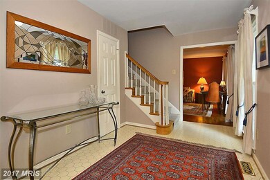 9217 Cranford Dr, Potomac, MD 20854 - photo 2