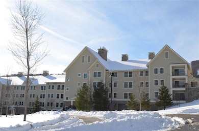 610/612 Qtr. I Adams House unit 610/612, Ludlow, VT 05149 - photo 2