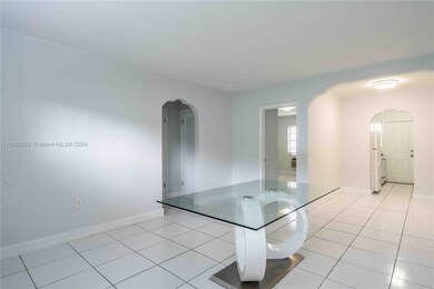 7829 Carlyle Ave unit 2, Miami Beach, FL 33141 - photo 5