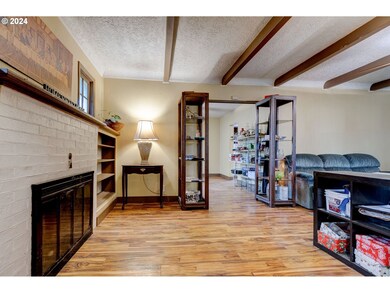 556 18th Ave, Longview, WA 98632 - photo 4