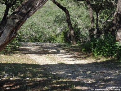 20611 Scenic Loop Rd, Helotes, TX 78023 - photo 3