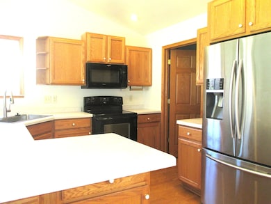 237 4th St, Montello, WI 53949 - photo 7