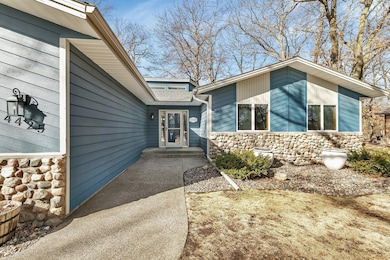 4425 16th Ave NW, Sauk Rapids, MN 56379 - photo 2