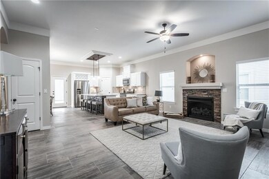 13613 Bradford St, Horizon City, TX 79928 - photo 2