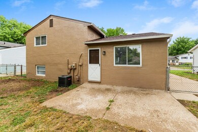 2719 Moundcrest St (Exterior)-5
