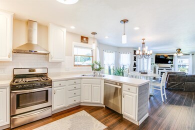 57167 Pine View Dr, South Bend, IN 46619 - photo 6