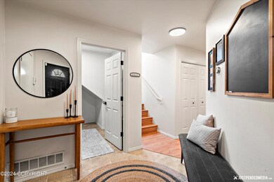 Entry/ Laundry Room