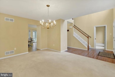 1105 Heathrow Ct, Reading, PA 19606 - photo 3