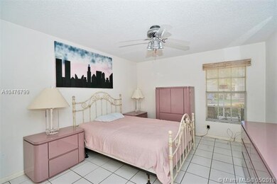 9111 Fairbanks Ln unit 5, Boca Raton, FL 33496 - photo 2
