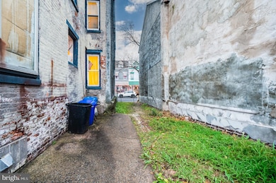 419 N 2nd St, Reading, PA 19601 - photo 7