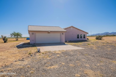 1176 W Trigger Ln, Cochise, AZ 85606 - photo 2