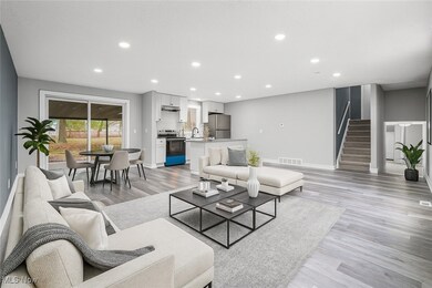 1423 Narragansett Blvd, Lorain, OH 44053 - photo 6