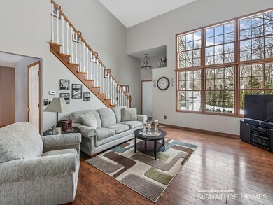 3020 3 Mile Rd NE, Grand Rapids, MI 4952