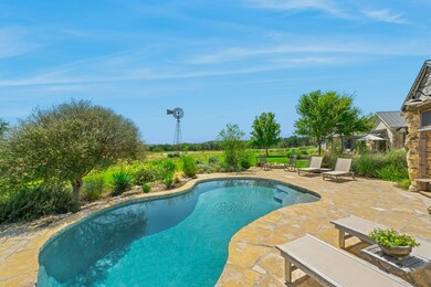 716 Arbor Ridge Rd, Fredericksburg, TX 78624 - photo 2