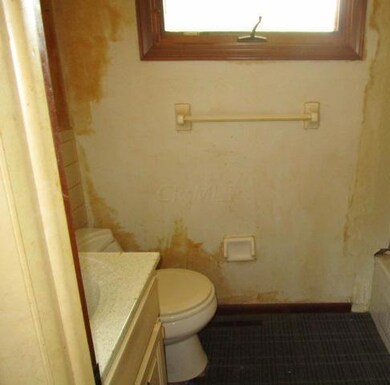 4008 Clime Rd, Columbus, OH 43228 - photo 6