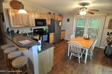 355 Cold Spring Dr, Jim Thorpe, PA 18229 - photo 4