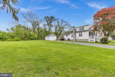 1019 Riverside Dr, Pottstown, PA 19465 - photo 4