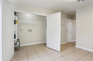 2602 Chalona Dr unit D, Chalmette, LA 70043 - photo 6