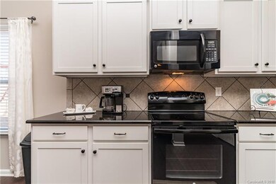 1640 Beleek Ridge Ln, Clover, SC 29710 - photo 5