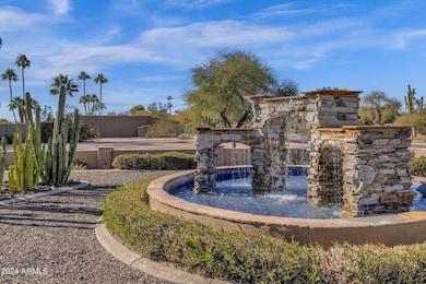 7-web-or-mls-8205-e-redfield-rd