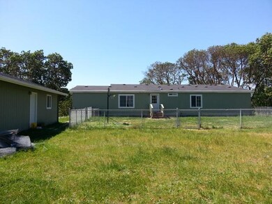 207 S Vannoy Creek Rd, Grants Pass, OR 97526 - photo 4