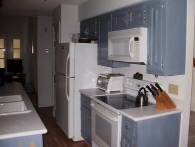 111 Lakeland Dr unit LLV 2B, Hartford, VT 05001 - photo 7