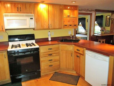 62 Ford St, Ballston Spa, NY 12020 - photo 3