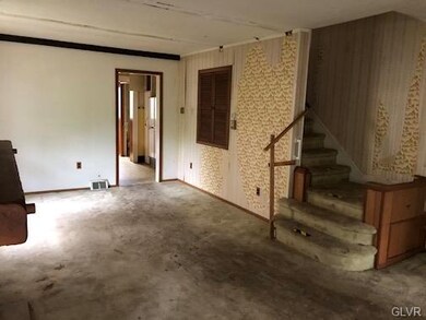 537 North Cir, Bethlehem, PA 18018 - photo 3