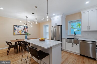 1811 Fitzwater St unit E, Philadelphia, PA 19146 - photo 7