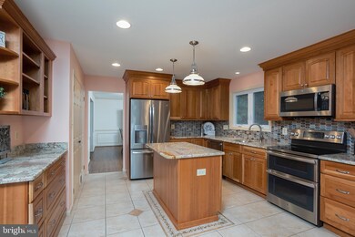 5208 Durham Rd E, Columbia, MD 21044 - photo 2